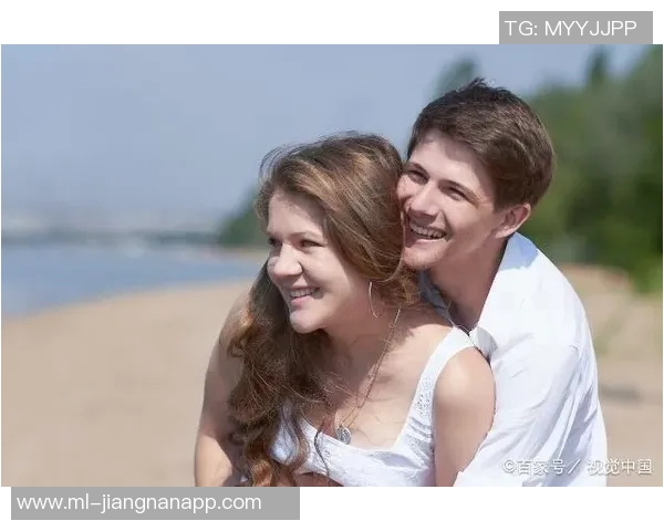 在餐厅偶遇梅西情侣选择不打扰坚守爱情信念