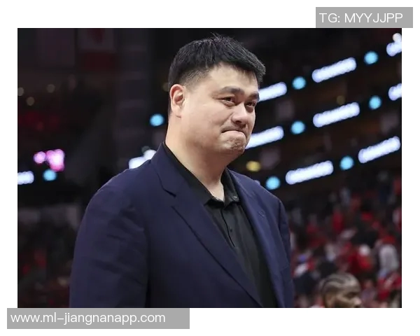 杨瀚森或将重返CBA解说员分析中锋培养难度与未来展望